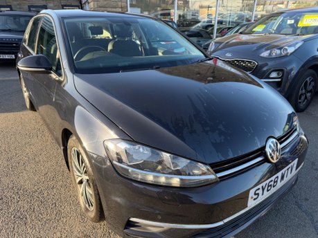 Volkswagen Golf SE NAVIGATION TDI 9