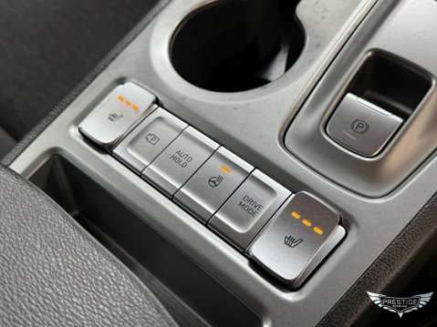 Hyundai KONA 64kWh Premium Auto 5dr (10.5kW Charger) 29