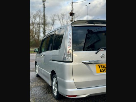 Nissan Serena 2.0 Petrol Hybrid 8 Seater 30