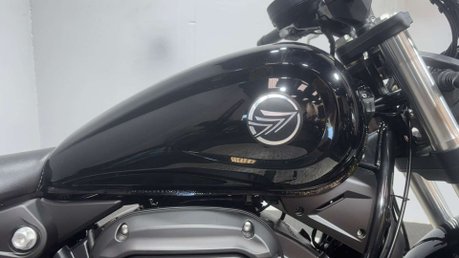 Keeway RKV 2025 ONLY 571 MILES LOW RIDER 125CC CRUISER LEARNER BIKE 36