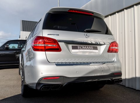 Mercedes-Benz GLS GLS 63 30