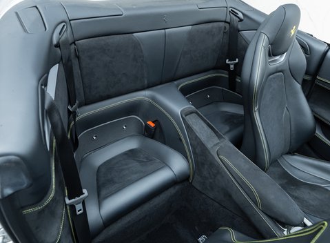 Ferrari Portofino M 19