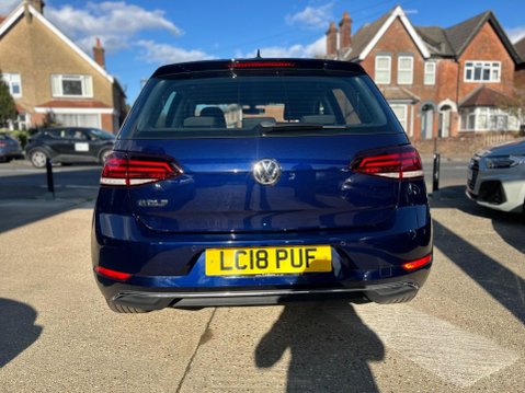 Volkswagen Golf SE NAVIGATION TSI BLUEMOTION TECHNOLOGY DSG 10