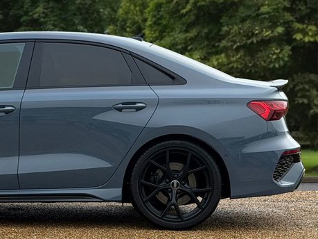 Audi A3 RS 3 TFSI QUATTRO CARBON BLACK 10