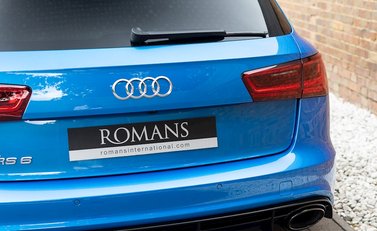 Audi RS6 Avant Performance 25