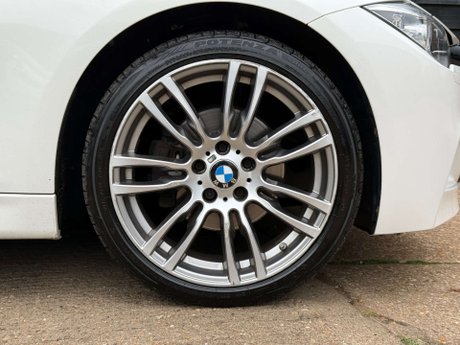 BMW 3 Series 2.0 320d xDrive M Sport 4WD 4dr 31