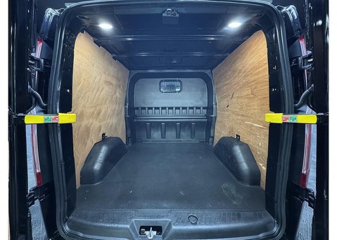 Ford Transit Custom 2.0 320 EcoBlue Limited Crew Van Double Cab 5dr Diesel Manual L2 H1 Euro 6 45