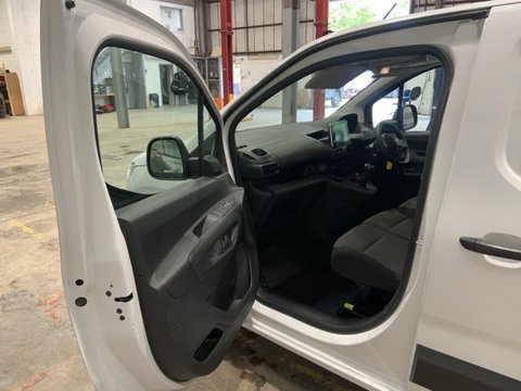 Peugeot Partner BLUEHDI PROFESSIONAL PREMIUM PLUS L1 11