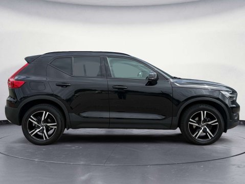 Volvo XC40 2.0 XC40 R-Design D3 Auto 5dr 6