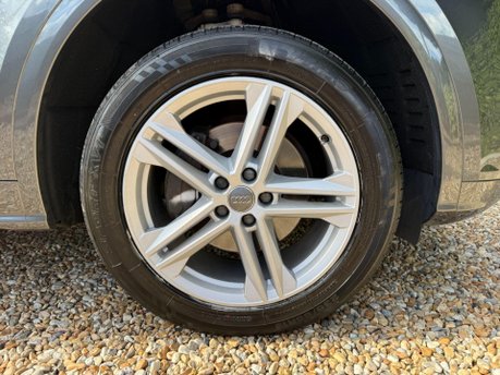 Audi Q5 2.0 TFSI S line S Tronic quattro Euro 6 (s/s) 5dr 12