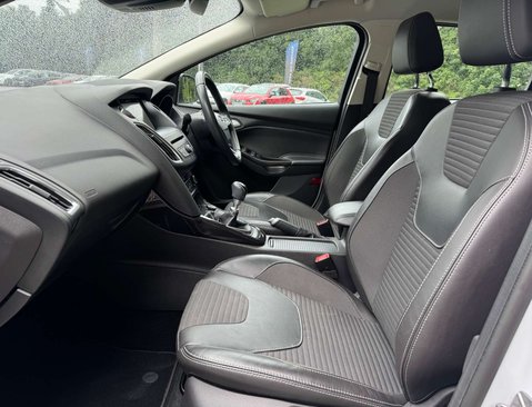 Ford Focus 1.5 Focus Titanium X 5dr 37