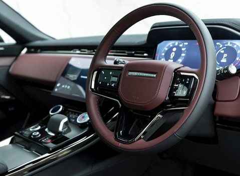 Land Rover Range Rover Sport P440e Dynamic SE 9