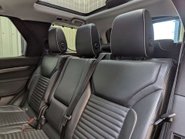 Land Rover Discovery 3.0 Discovery HSE TD6 Auto 4WD 5dr 67