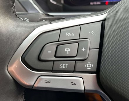 Volkswagen Tiguan 1.5 Tiguan Allspace Life TSi Semi-Auto 5dr 61