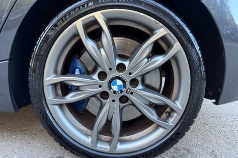 BMW 1 Series M135I - 3 OWNERS - 10 SERVICES - SUNROOF -4 MICHELINS -CRUISE CONTROL 60