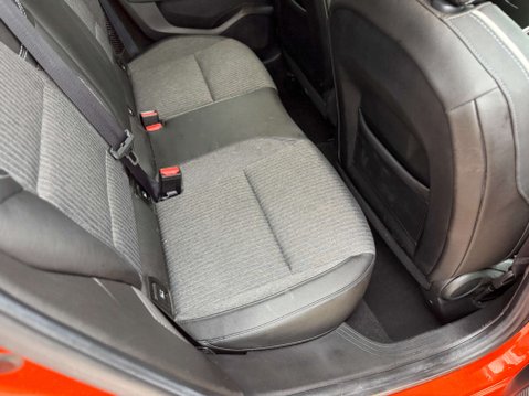 Renault Clio 1.6 Clio Techno E-Tech HEV Auto 5dr 69