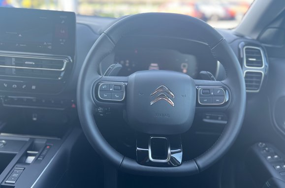 Citroen C5 Aircross PURETECH MAX EDITION 1.2 HYBRID AUTO 33