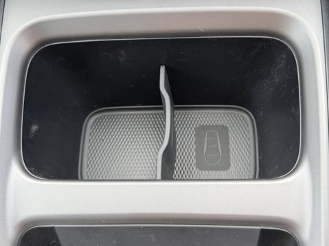 BYD Dolphin G 1.5 DM-i Boost 5dr Auto 27