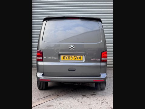 Volkswagen Transporter 2.0 BiTDI T32 Highline Panel Van 4dr Diesel DSG L1 H1 (214 g/km, 178 bhp) 19
