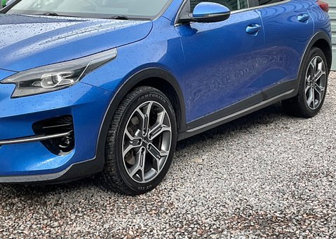 Kia Xceed 1.5 T-GDI CONNECT ISG 5