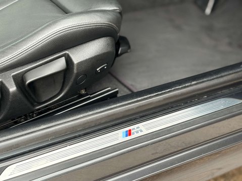 BMW 2 Series 2.0 220i M Sport Auto 2dr 28