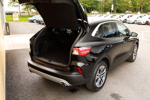 Ford Kuga TITANIUM EDITION 38