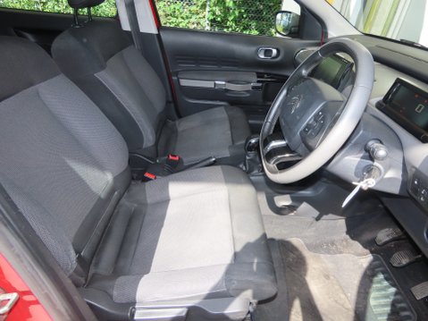 Citroen C4 Cactus PURETECH FEEL 10