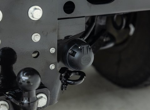 Land Rover Defender 90 XS 36