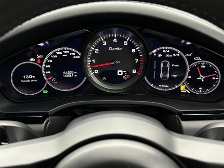 Porsche Cayenne V8 TURBO TIPTRONIC 61