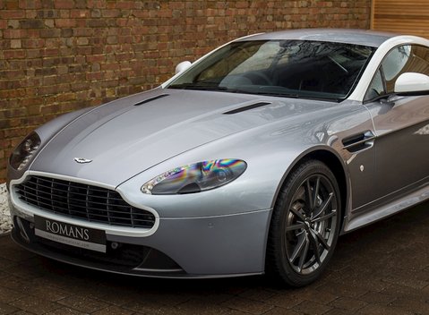 Aston Martin V8 Vantage N430 11