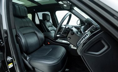 Land Rover Range Rover P400e Autobiography 10