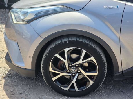 Toyota C-HR 1.8 VVT-h Dynamic SUV 5dr Petrol Hybrid CVT Euro 6 (s/s) (122 ps) 30