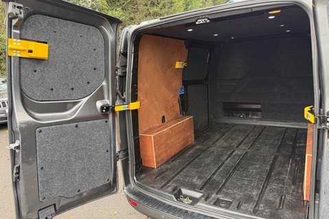 Ford Transit Custom 300 LIMITED L1 H1 AUTOMATIC - NO VAT - WETBELT CHANGED - 4 NEW BRIDGESTONES 43