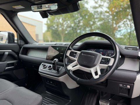 Land Rover Defender 3.0 Defender Hard Top D MHEV Auto 4WD 5dr 28