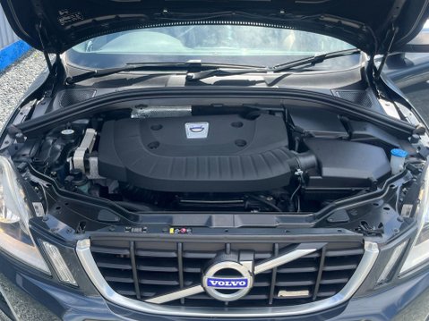 Volvo XC60 2.4 D5 R-Design Nav Geartronic AWD Euro 5 5dr 57