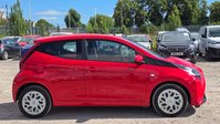 Toyota Aygo 1.0 VVT-i x-play Hatchback 5dr Petrol x-shift Euro 6 (Safety Sense) (71 ps) 5
