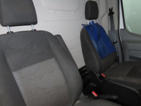 Ford Transit 2.0 350 EcoBlue FWD L2 H3 Euro 6 5dr 2