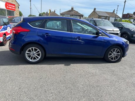 Ford Focus ZETEC TDCI 8