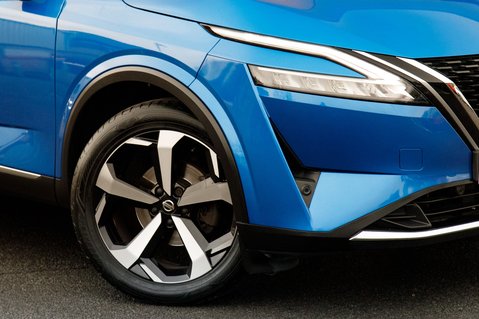 Nissan Qashqai DIG-T TEKNA DCT MHEV 11