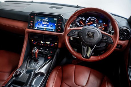 Nissan GT-R Premium Edition 3.8 2dr Coupe Semi Auto Petrol 26