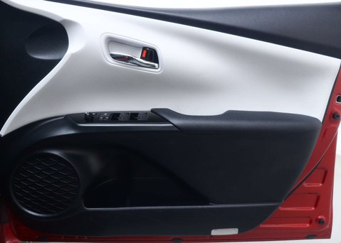 Toyota Prius 1.8 VVT 8.8kWh Business Edition Plus Hatchback 5dr Petrol Plug-in Hybrid CV 45