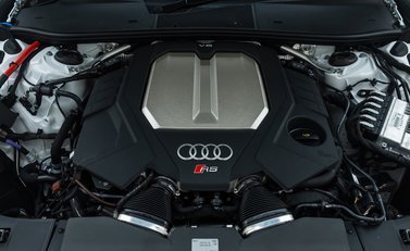 Audi RS6 Avant GT 53