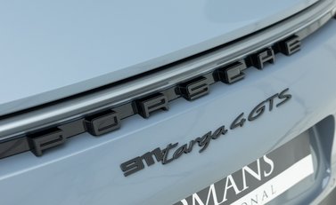 Porsche 911 Targa 4 GTS (992) 37