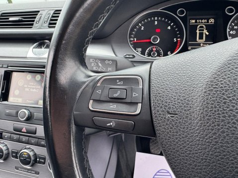 Volkswagen Passat 2.0 TDI BlueMotion Tech Executive Euro 5 (s/s) 5dr 57