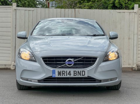 Volvo V40 1.6 D2 SE Hatchback 5dr Diesel Powershift Euro 5 (s/s) (115 ps) 3
