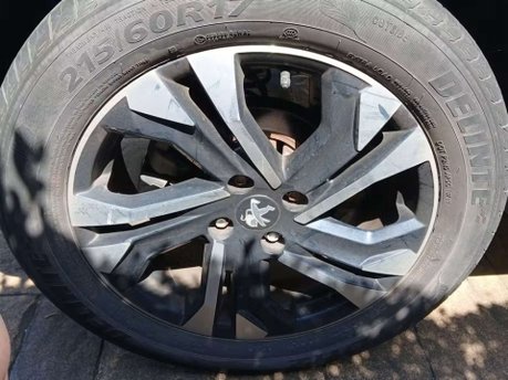 Peugeot 2008 1.2 PureTech GT SUV 5dr Petrol EAT Euro 6 (s/s) (130 ps) 29