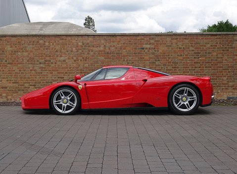 Ferrari Enzo 30