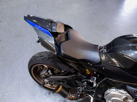 Yamaha R1M 1000 Super Sports Petrol Manual (200 ps) 24