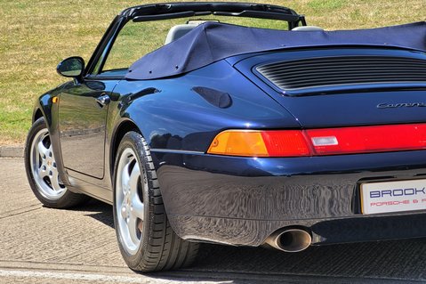 Porsche 911 CARRERA 14