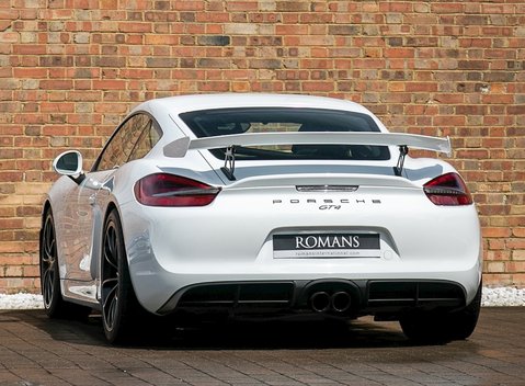 Porsche Cayman GT4 3